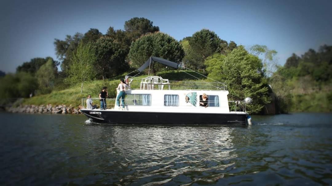 ホテル Douro Houseboats Marco de Canavezes エクステリア 写真
