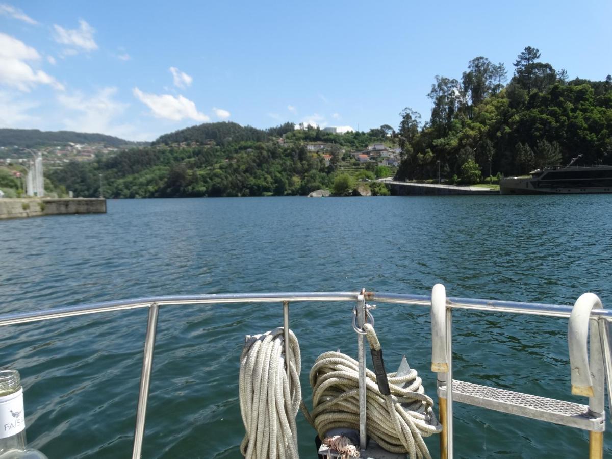 ホテル Douro Houseboats Marco de Canavezes エクステリア 写真