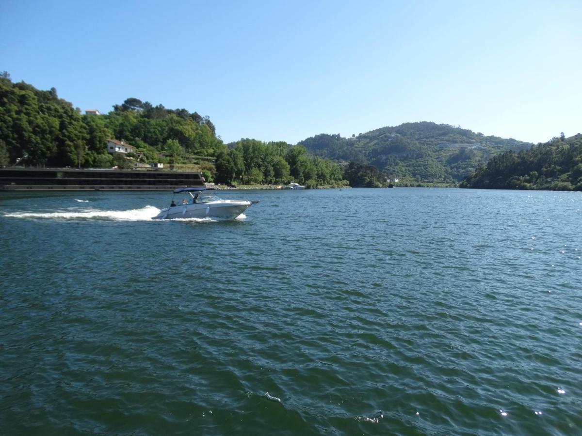 ホテル Douro Houseboats Marco de Canavezes エクステリア 写真