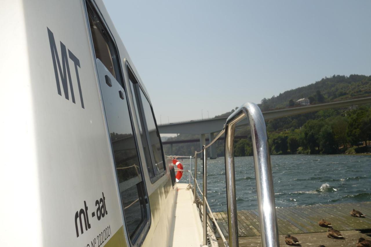 ホテル Douro Houseboats Marco de Canavezes エクステリア 写真