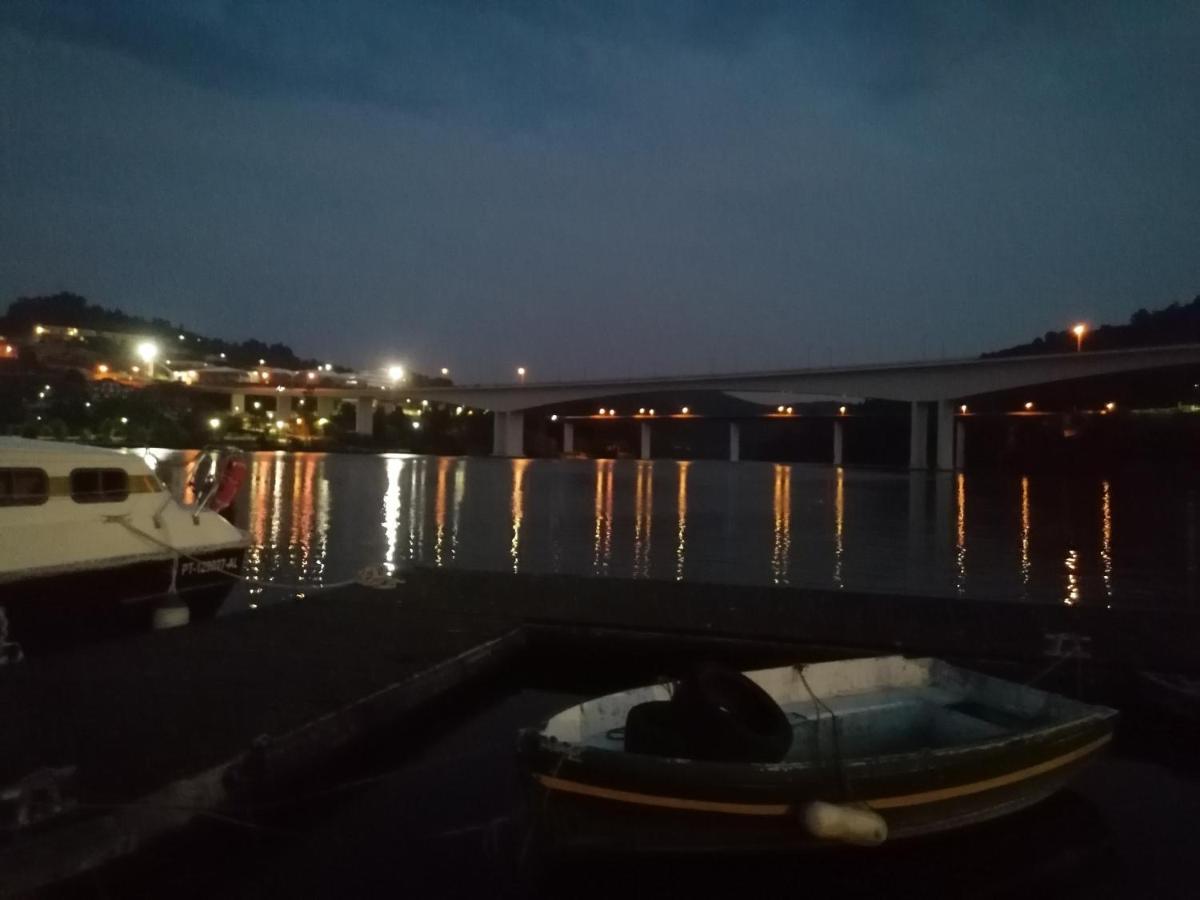 ホテル Douro Houseboats Marco de Canavezes エクステリア 写真