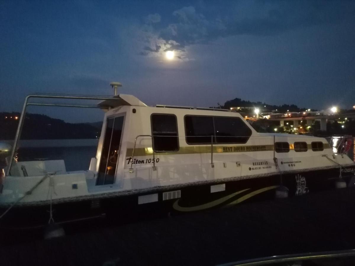 ホテル Douro Houseboats Marco de Canavezes エクステリア 写真