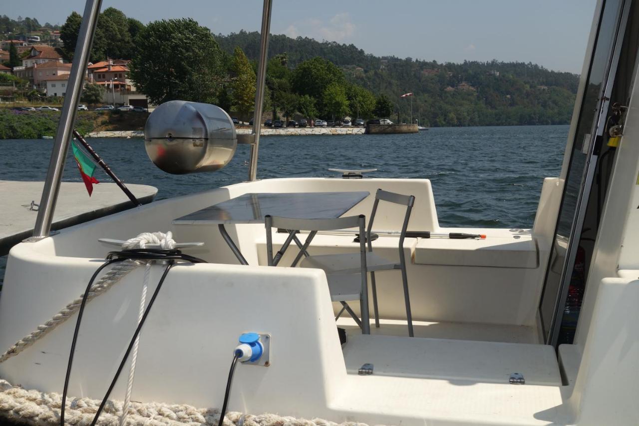 ホテル Douro Houseboats Marco de Canavezes エクステリア 写真