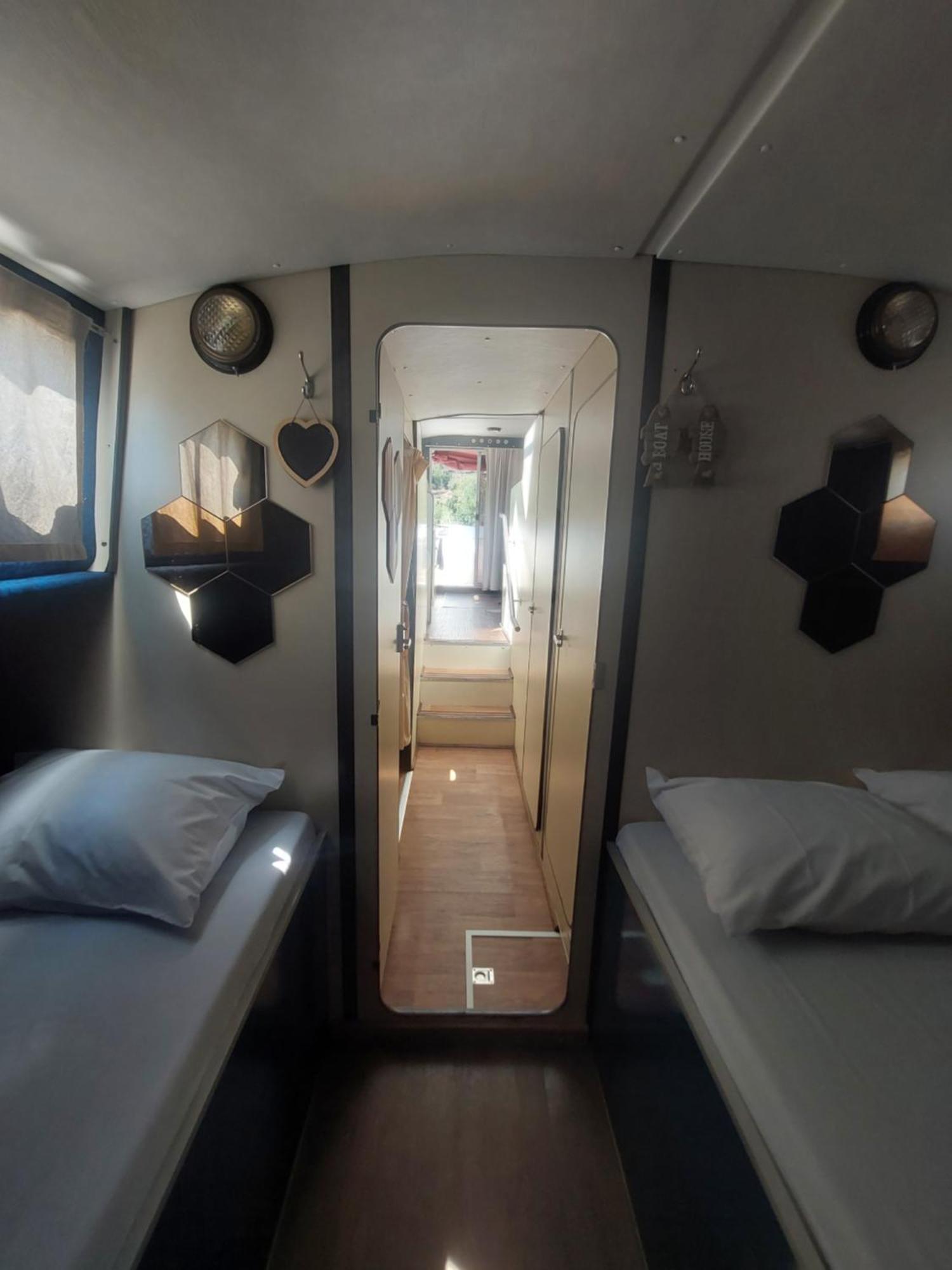 ホテル Douro Houseboats Marco de Canavezes エクステリア 写真