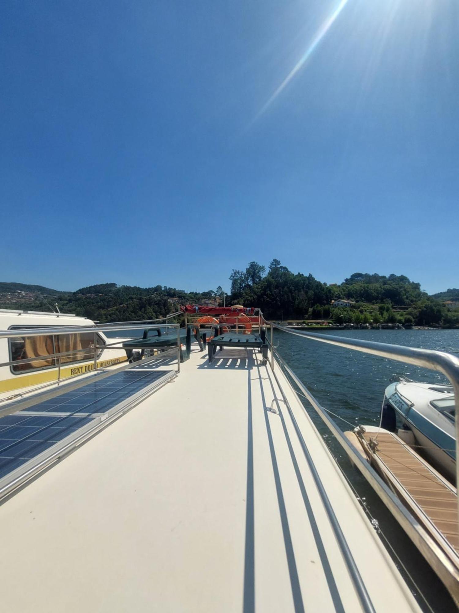 ホテル Douro Houseboats Marco de Canavezes エクステリア 写真