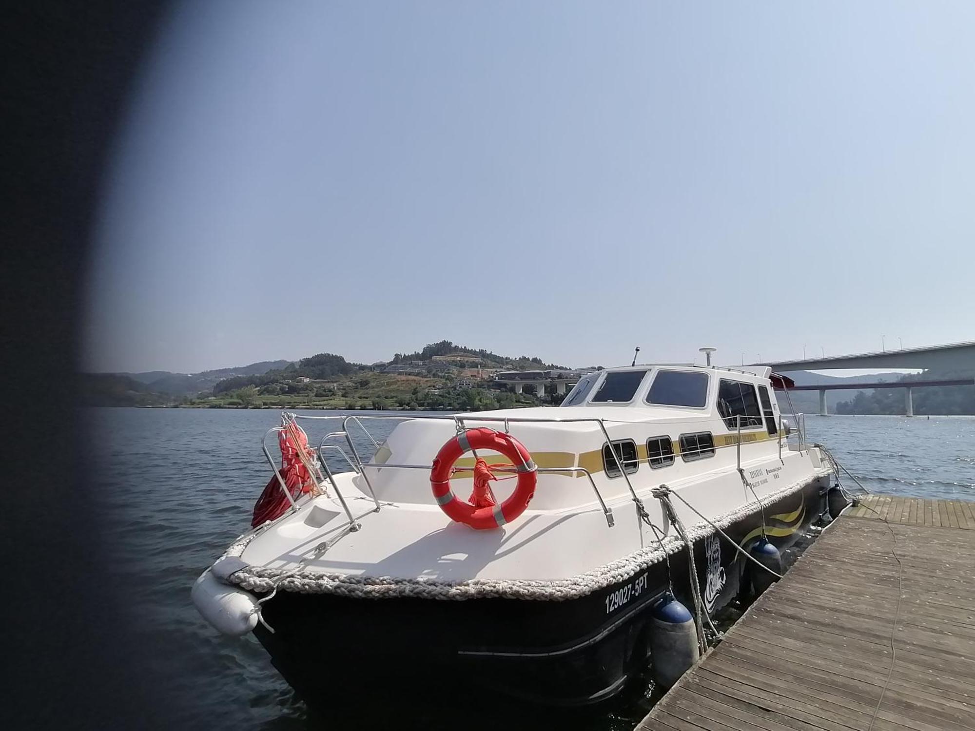ホテル Douro Houseboats Marco de Canavezes エクステリア 写真